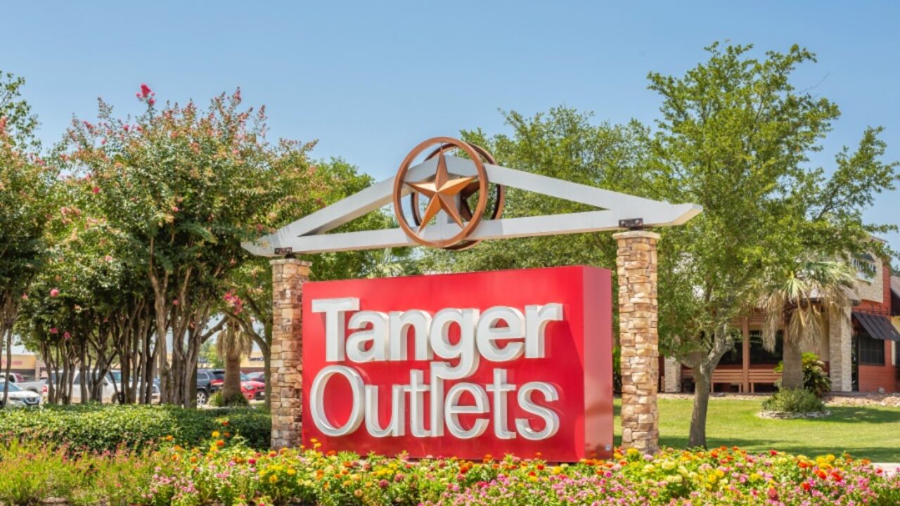 Tanger Outlets 2021 Black Friday weekend hours – Corridor News